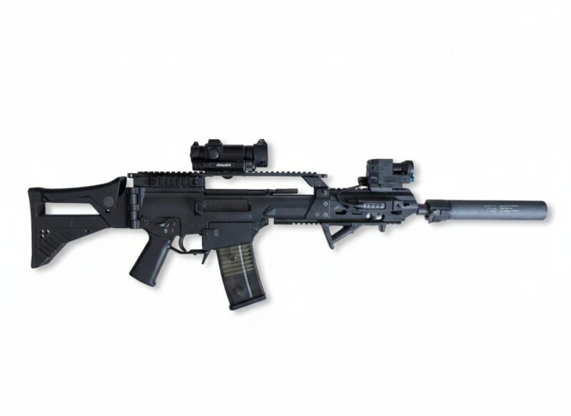 „VFC G36 GBB Airsoft-Gewehr, umgebaut auf G36KA4-Konfiguration mit Aimpoint-Visier, taktischem Handschutz und Schalldämpfer